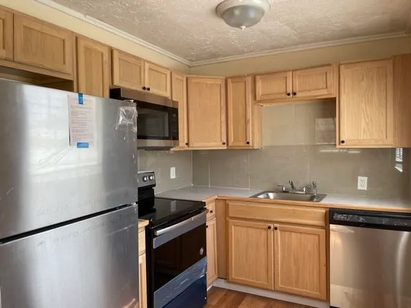 $2,250 | 1425 West 30th Street, Riviera Beach, FL 33404