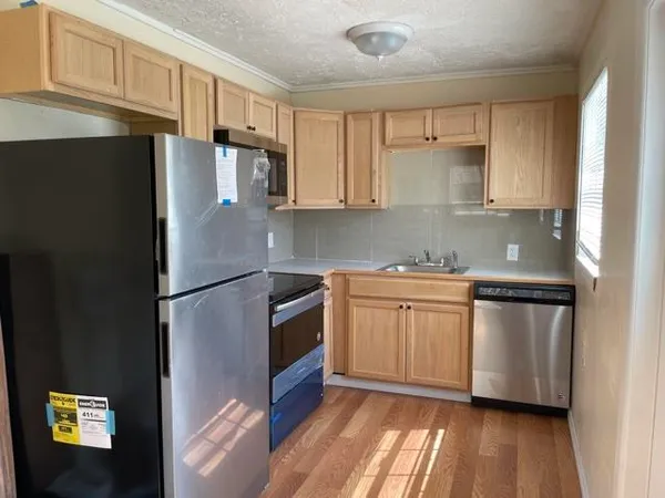 $2,250 | 1425 West 30th Street, Riviera Beach, FL 33404