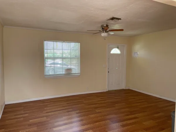 $2,250 | 1425 West 30th Street, Riviera Beach, FL 33404