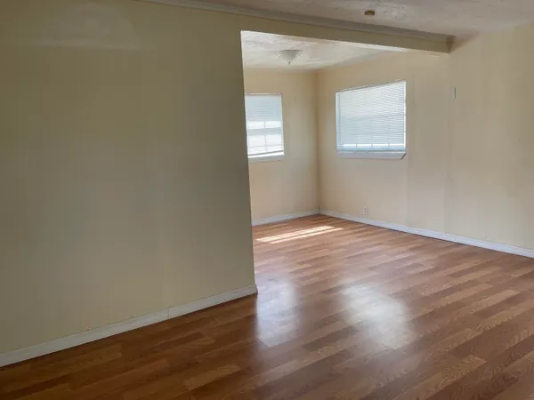 $2,250 | 1425 West 30th Street, Riviera Beach, FL 33404