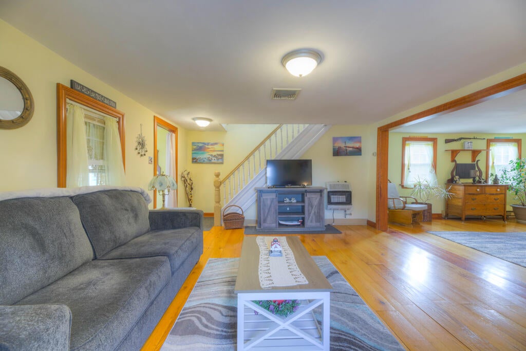 3620 Ridge Road Chincoteague, VA 23336 - Photo 17 of 36 Gallery Image 17
