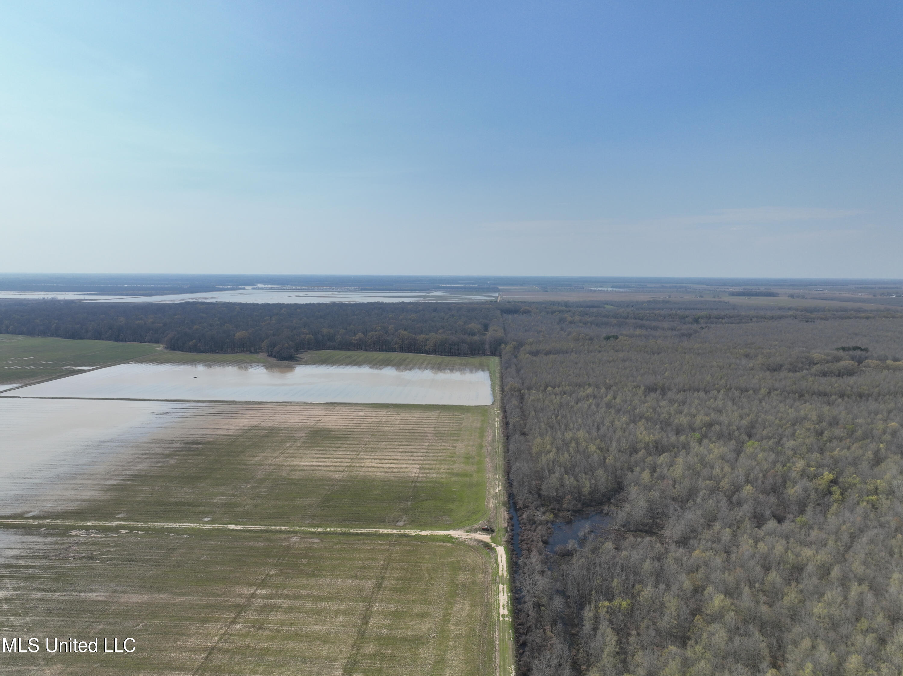 Hood Road Marks, MS 38646 - Photo 2 of 5 DJI_0169