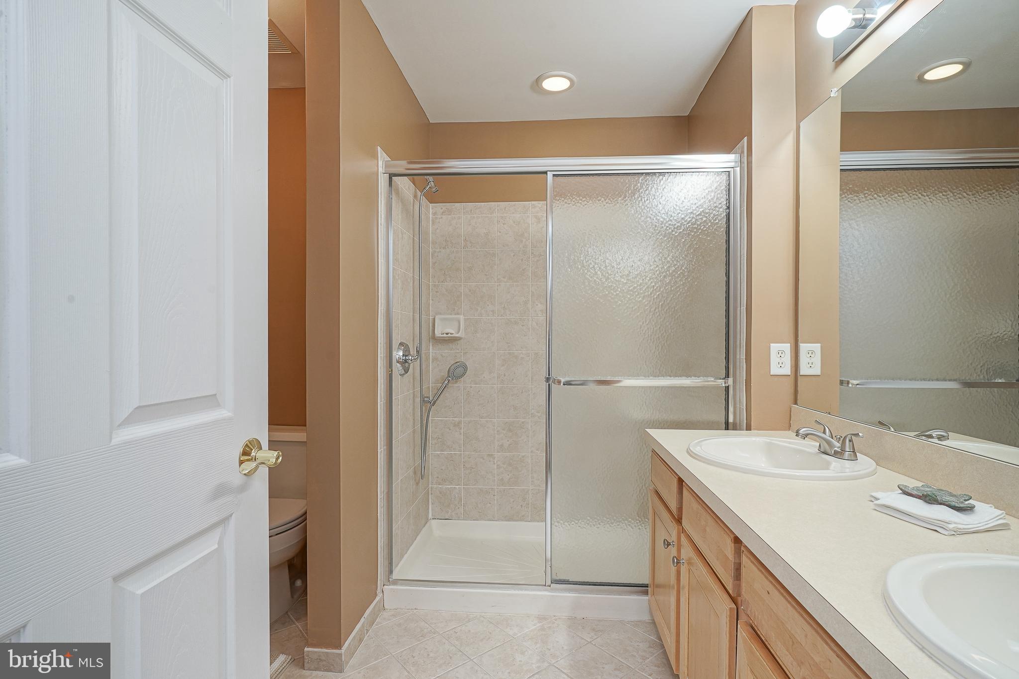 311 Lisa Way Cinnaminson, NJ 08077 - Photo 15 of 31
