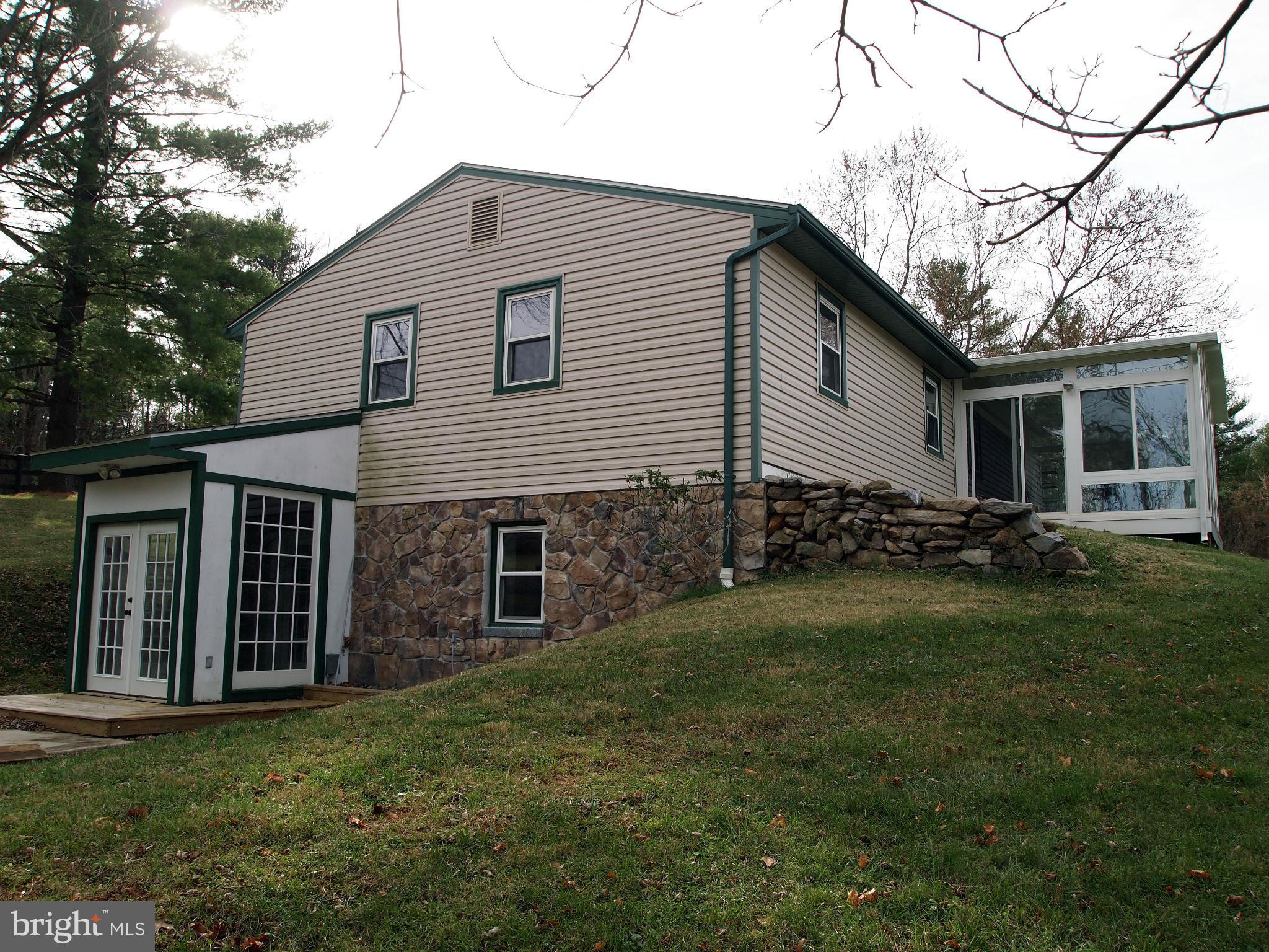 37479 Branchriver Road Purcellville, VA 20132 - Photo 14 of 21 Exterior (General)