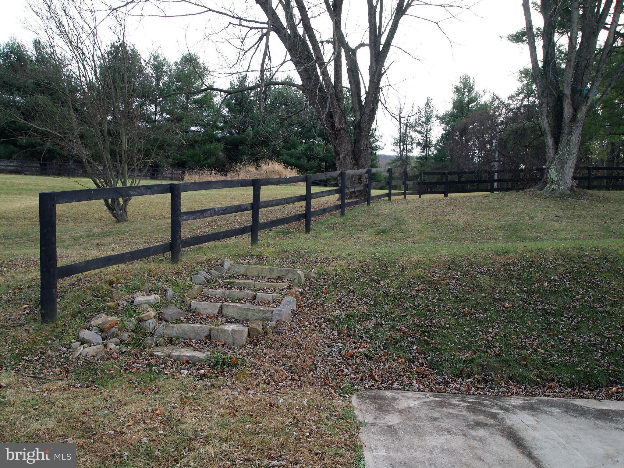 37479 Branchriver Road Purcellville, VA 20132 - Photo 19 of 21 View