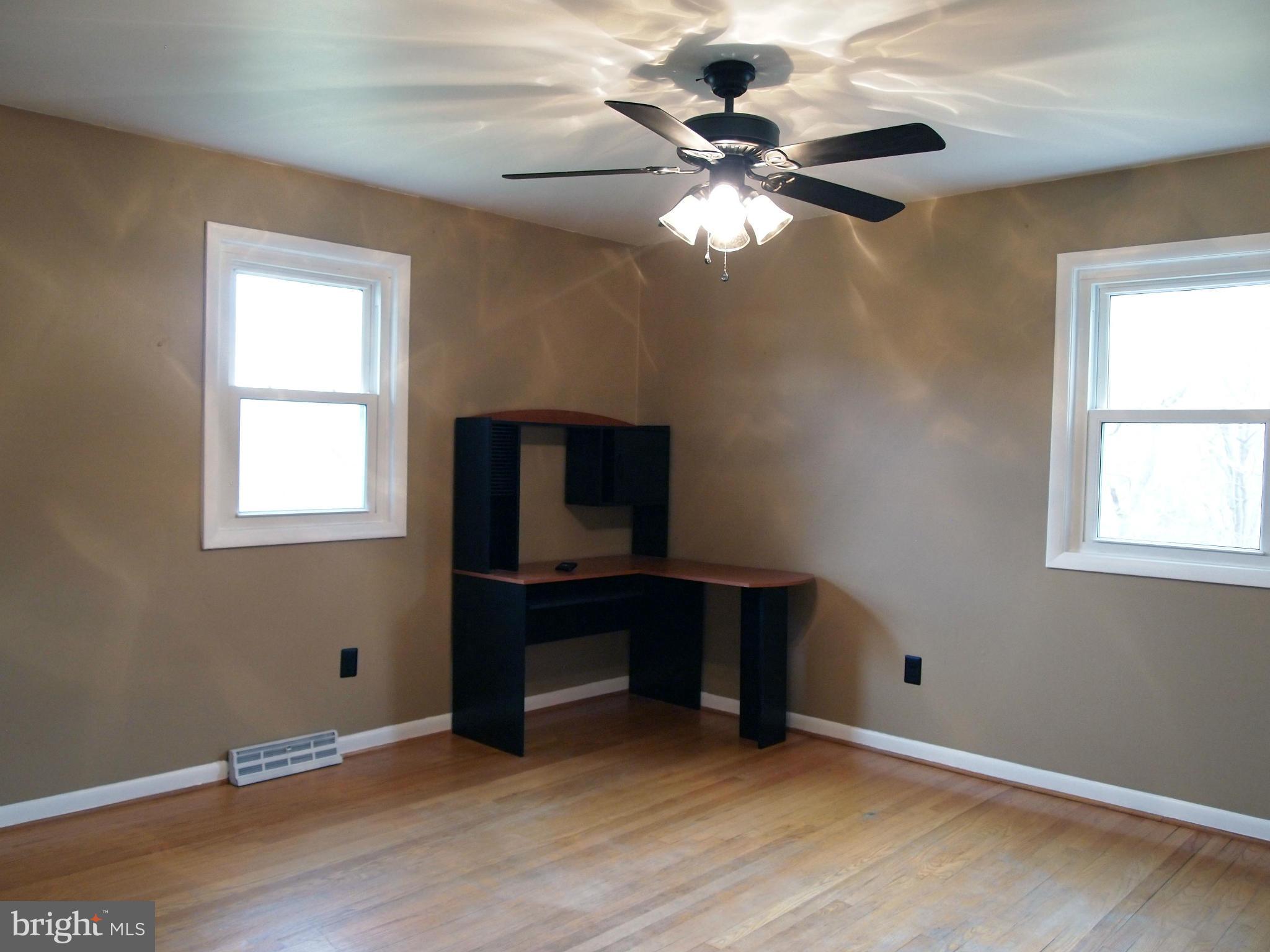 37479 Branchriver Road Purcellville, VA 20132 - Photo 5 of 21 Bedroom (Master)