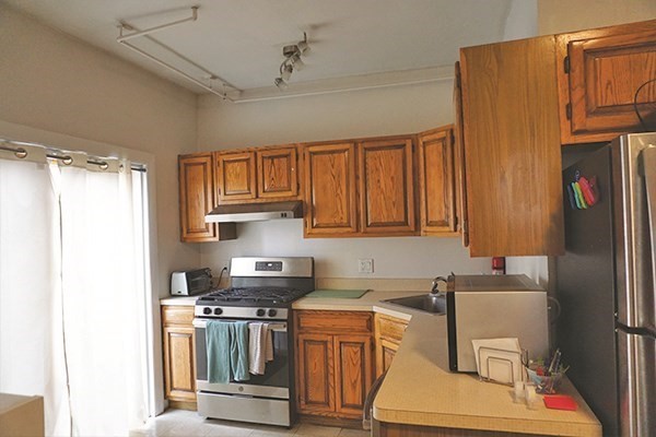 339 Beacon Street, Unit A Somerville, MA 02143 - Photo 2 of 4