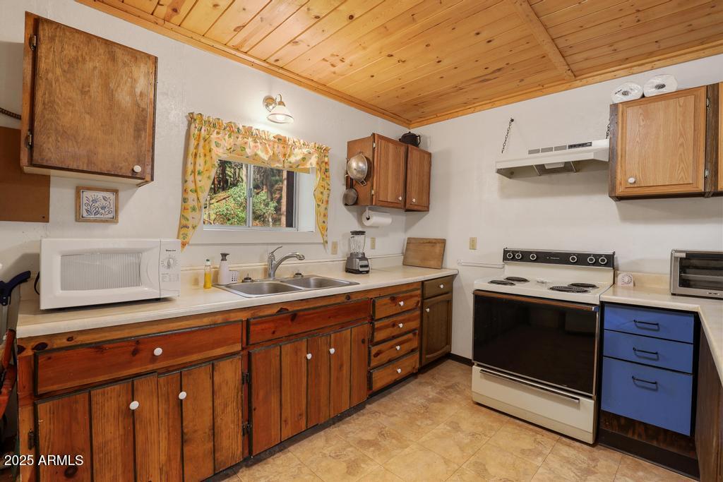 197 South Hiscox Lane Payson, AZ 85541 - Photo 13 of 31 197 H P 20