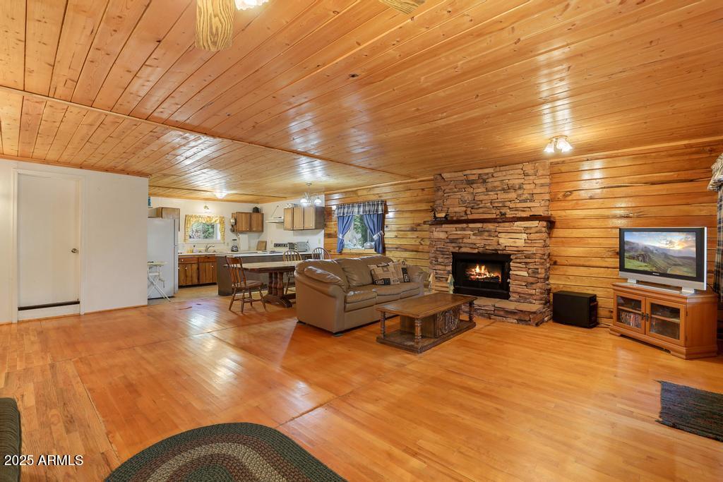 197 South Hiscox Lane Payson, AZ 85541 - Photo 10 of 31 197 H P 17