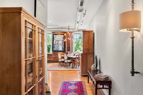 $479,000 | 25 Cedar Street, Unit 17, Amesbury, MA 01913