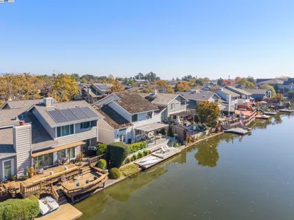 a view of a lake with houses