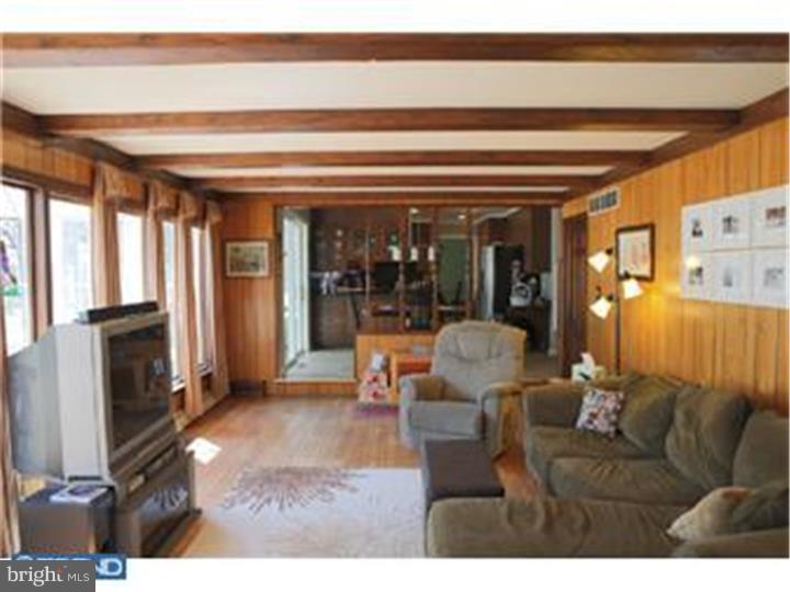 22 Sawmill Road Medford, NJ 08055 - Photo 3 of 20 Family Room