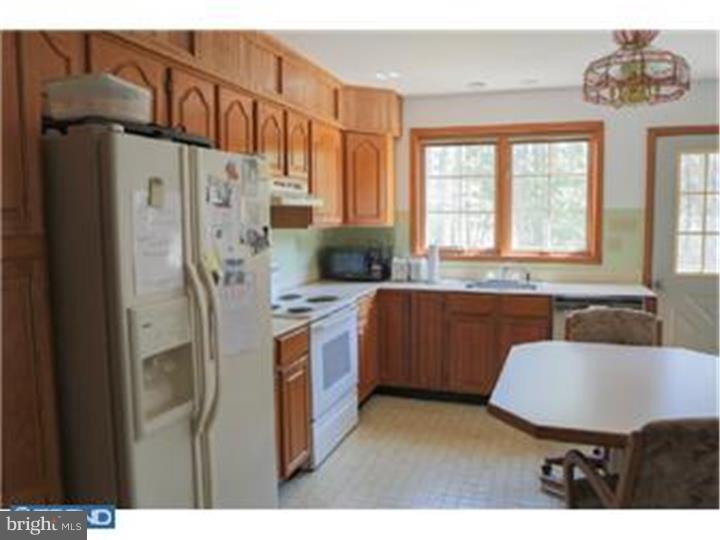 22 Sawmill Road Medford, NJ 08055 - Photo 7 of 20 In-law Suite