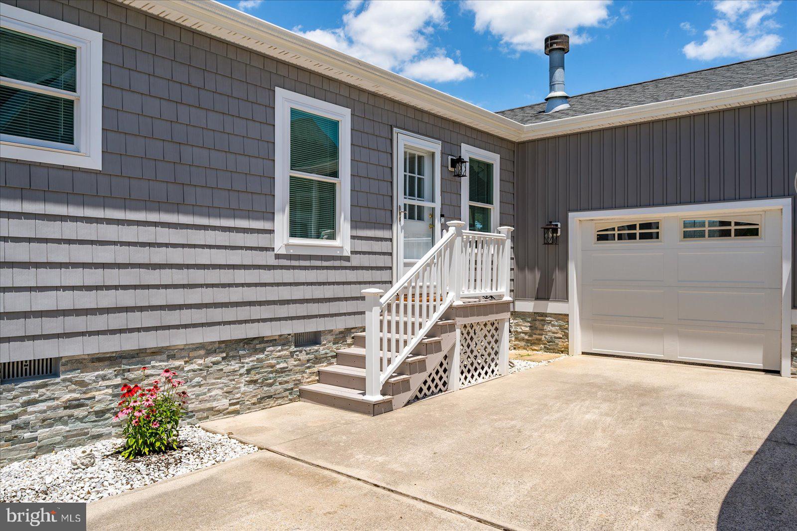 10362 Keyser Point Road Ocean City, MD 21842 - Photo 12 of 51 Charming home with inviting entrance.