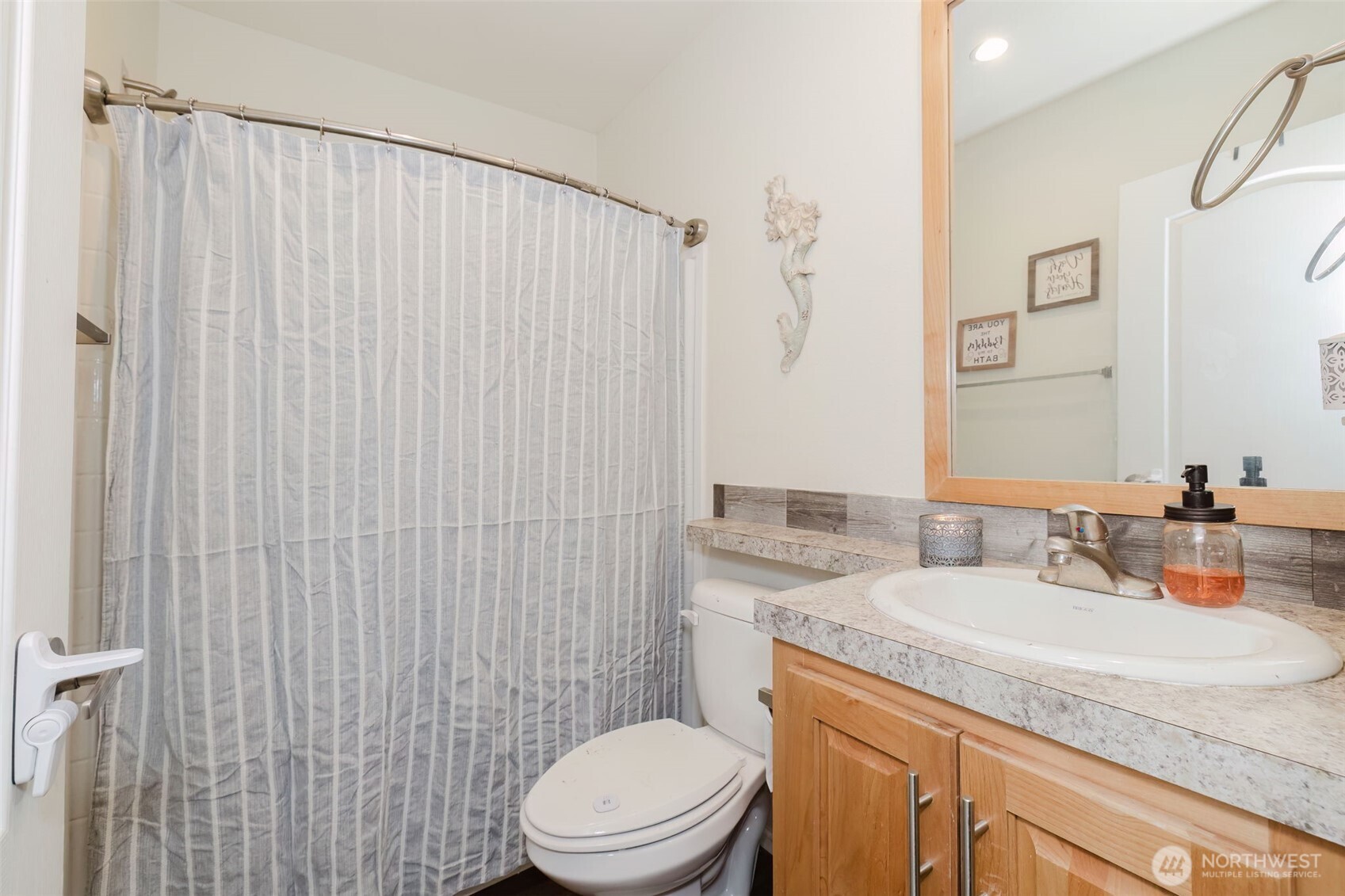 5709 Northeast Woodburn Road Kingston, WA 98346 - Photo 28 of 40