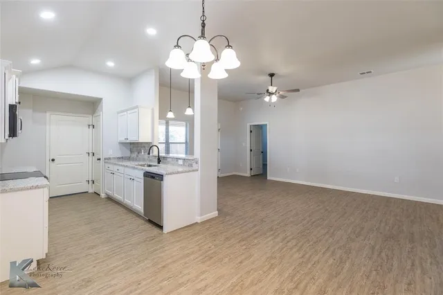 $2,695 | 1935 Trigger Happy Trail, Abilene, TX 79602