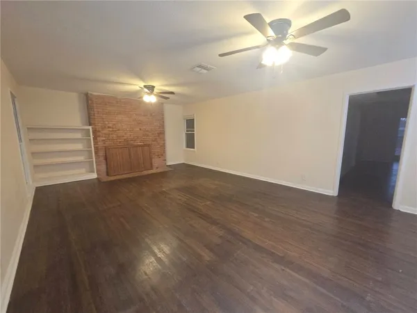 $1,875 | 1204 West Lee Avenue, Kingsville, TX 78363