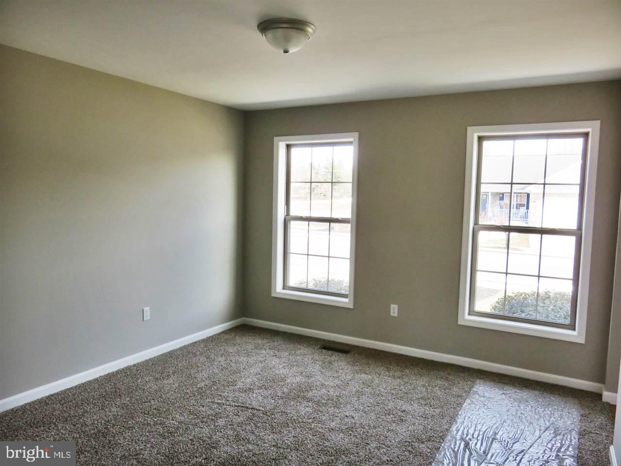 1175 Saddleback Road York, PA 17408 - Photo 8 of 26 Gallery Image 8