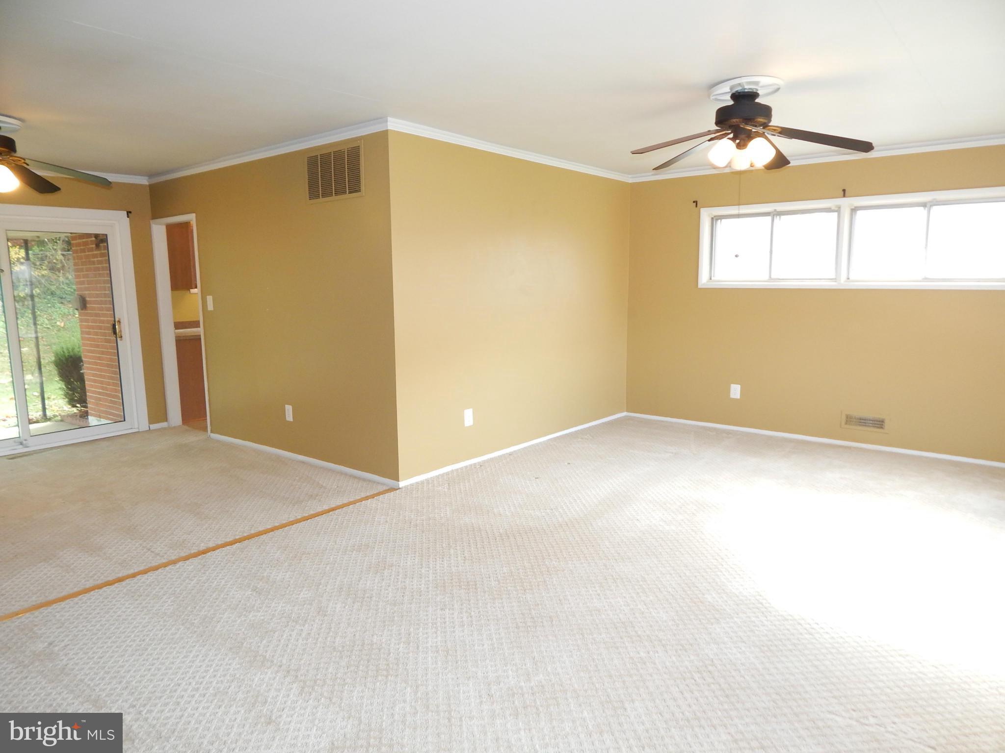 1013 Collwood Road Catonsville, MD 21228 - Photo 19 of 23 Living Room /Dining Room