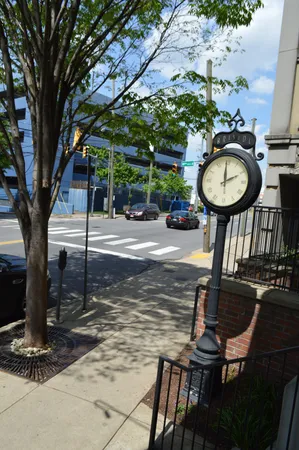 $1,695 | 1803 Broadway, Unit 527, Nashville, TN 37203