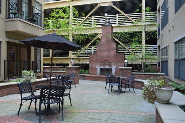 $1,695 | 1803 Broadway, Unit 527, Nashville, TN 37203