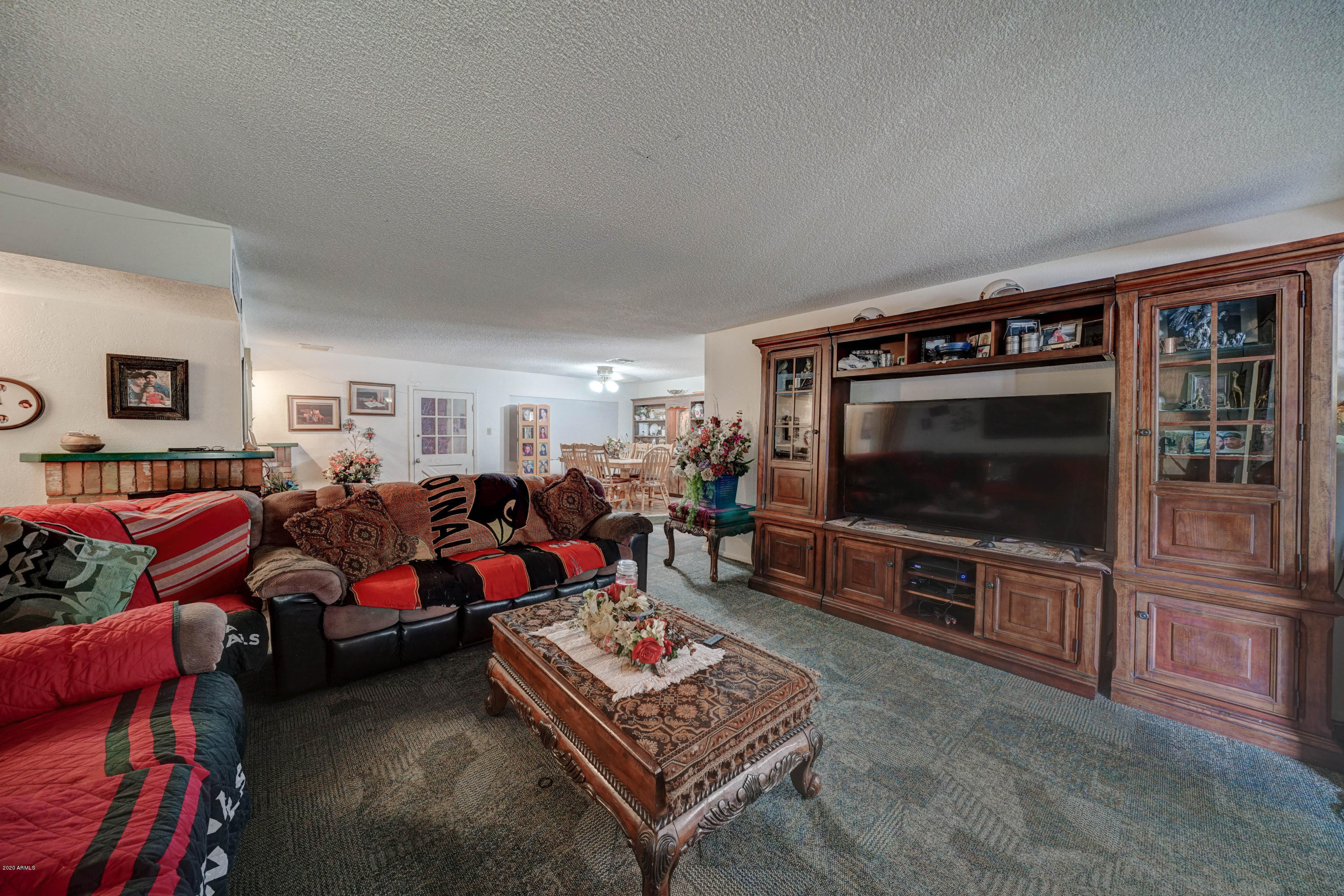 6163 West Cheery Lynn Road Phoenix, AZ 85033 - Photo 6 of 32 6163 W Cheery Lynn Rd-6