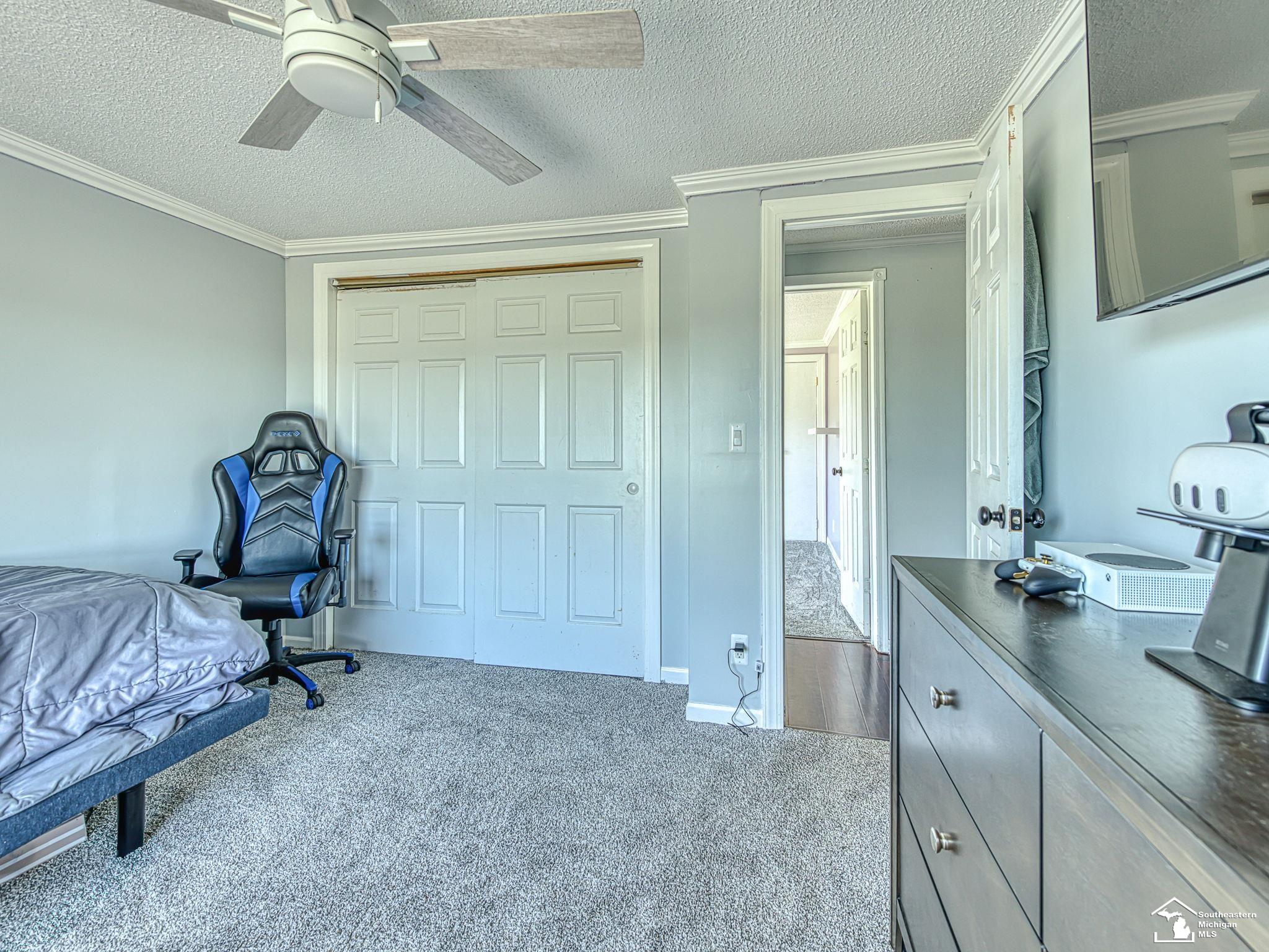 8955 Grafton Road Newport, MI 48166 - Photo 5 of 47