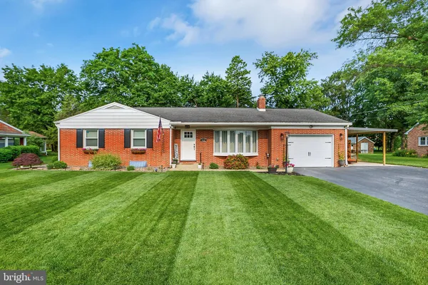 $385,000 | 1838 Ridgeview Drive, Carlisle, PA 17013