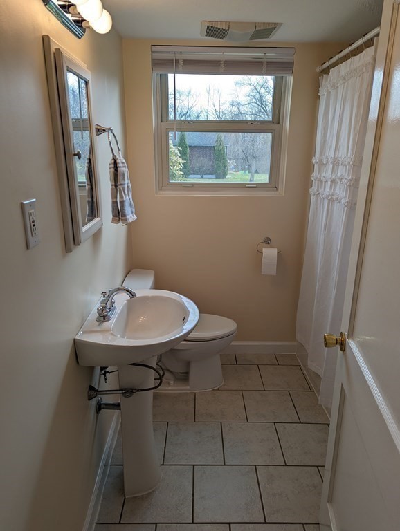 20 Longedge Road Clinton, MA 01510 - Photo 11 of 25 Gallery Image 11