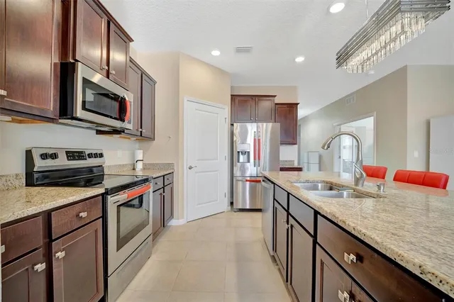 $2,450 | 31878 Tansy Bend, Wesley Chapel, FL 33545