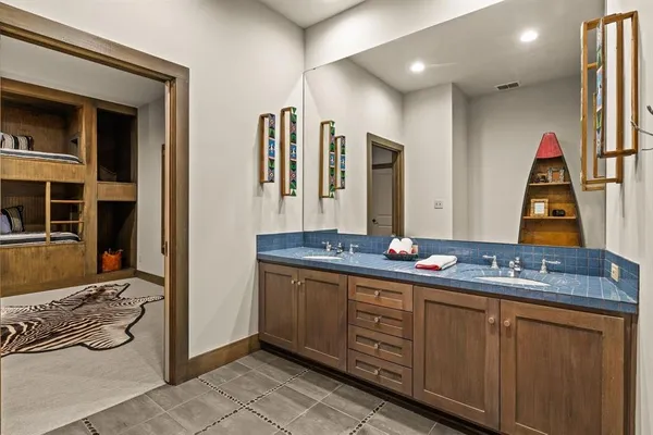 $3,199,000 | 608 Eagle Point Drive East, Mount Vernon, TX 75457
