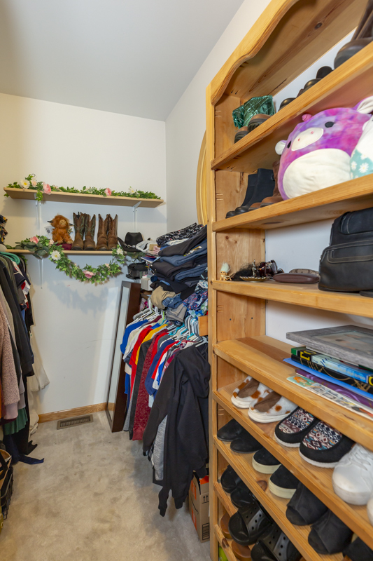 33605 East Pine Circle Genoa, IL 60135 - Photo 6 of 31