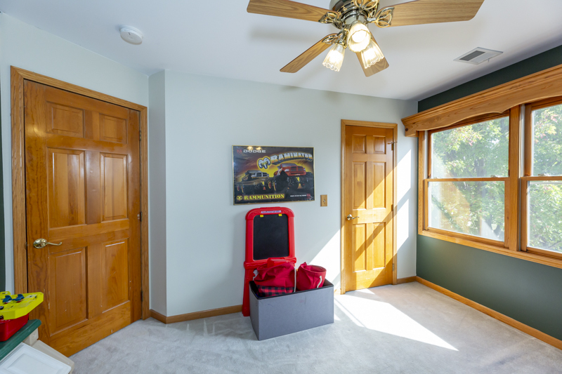 33605 East Pine Circle Genoa, IL 60135 - Photo 7 of 31