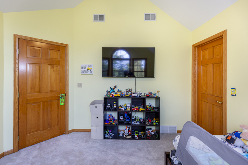 33605 East Pine Circle Genoa, IL 60135 - Photo 11 of 31