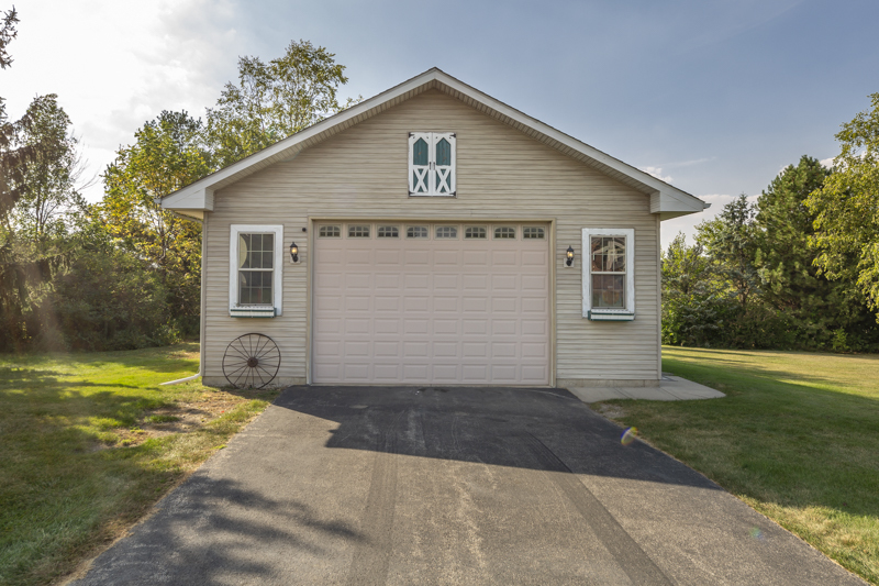 33605 East Pine Circle Genoa, IL 60135 - Photo 23 of 31