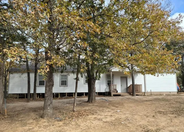 $290,000 | 117 Songwood Drive, Bastrop, TX 78602