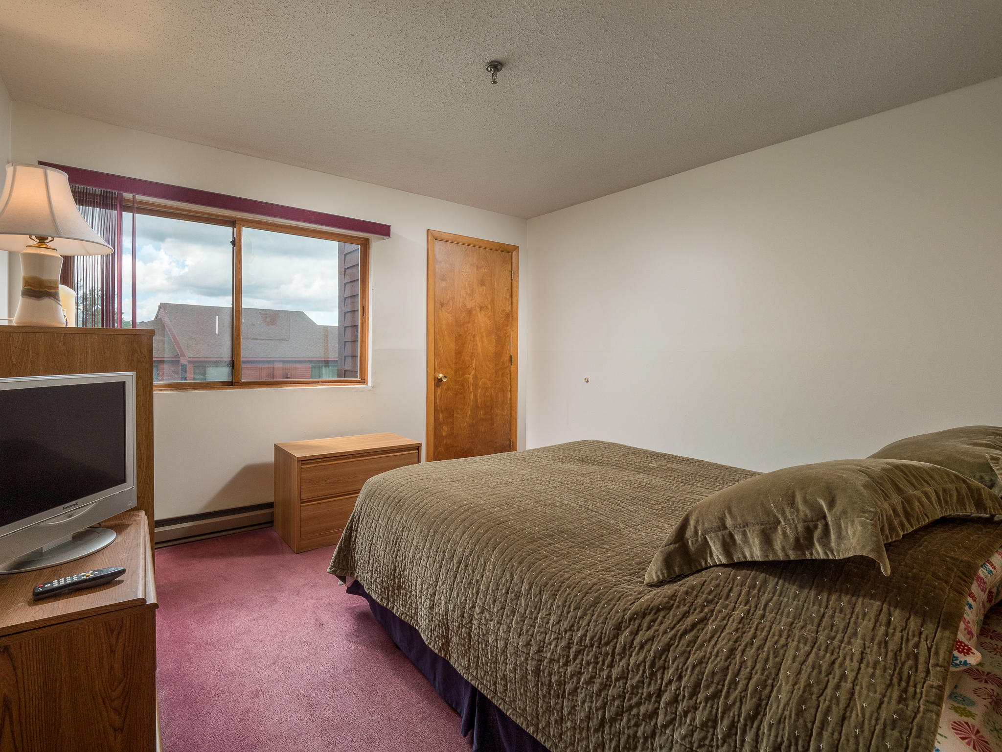 376 Skiway Road, Unit 105 Newry, ME 04261 - Photo 13 of 15 North Peak 3 103-12
