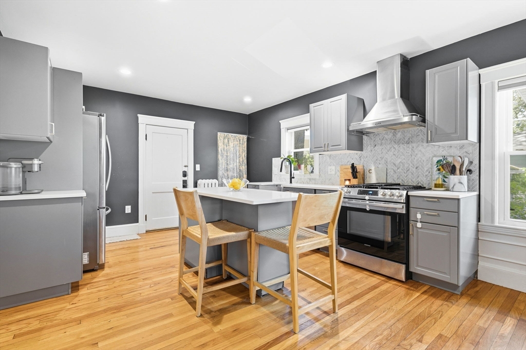 27 Valley Road, Unit 27 Milton, MA 02186 - Photo 3 of 26