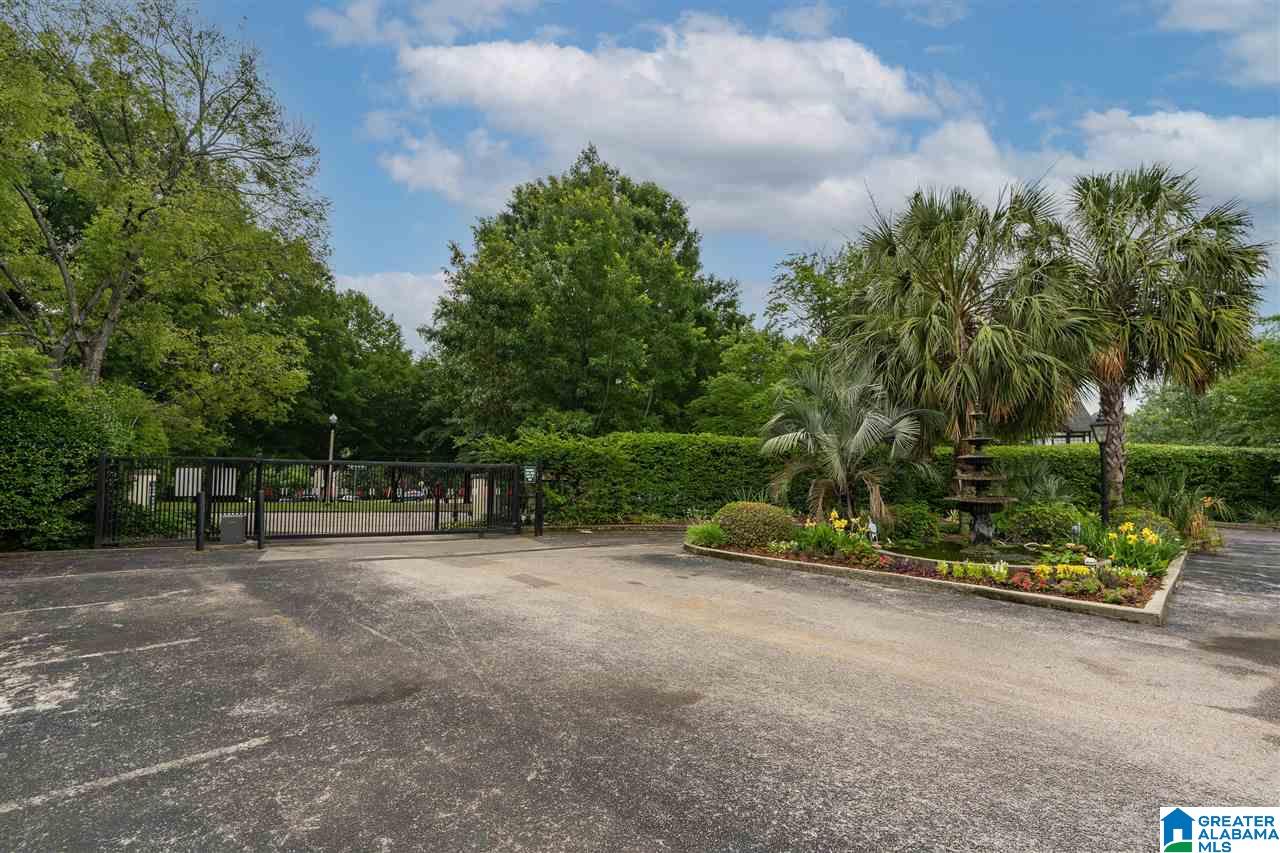 55 Hanover Circle, Unit 305 Birmingham, AL 35205 - Photo 19 of 33