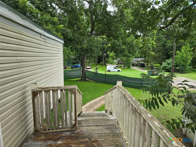 $1,250 | 55 Breiger Road, Gonzales, TX 78629