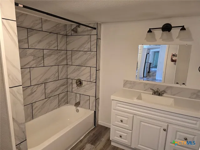 $1,250 | 55 Breiger Road, Gonzales, TX 78629