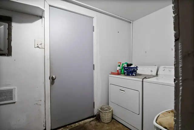 $229,900 | 392 Stone Hill Drive, Valparaiso, IN 46385