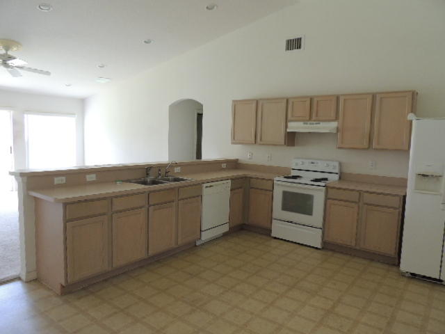 1031 Southwest Becker Road Port St. Lucie, FL 34953 - Photo 4 of 17 Kitchen_