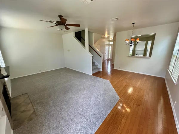 $1,600 | 135 Michaelis Road, Unit B, Kyle, TX 78640