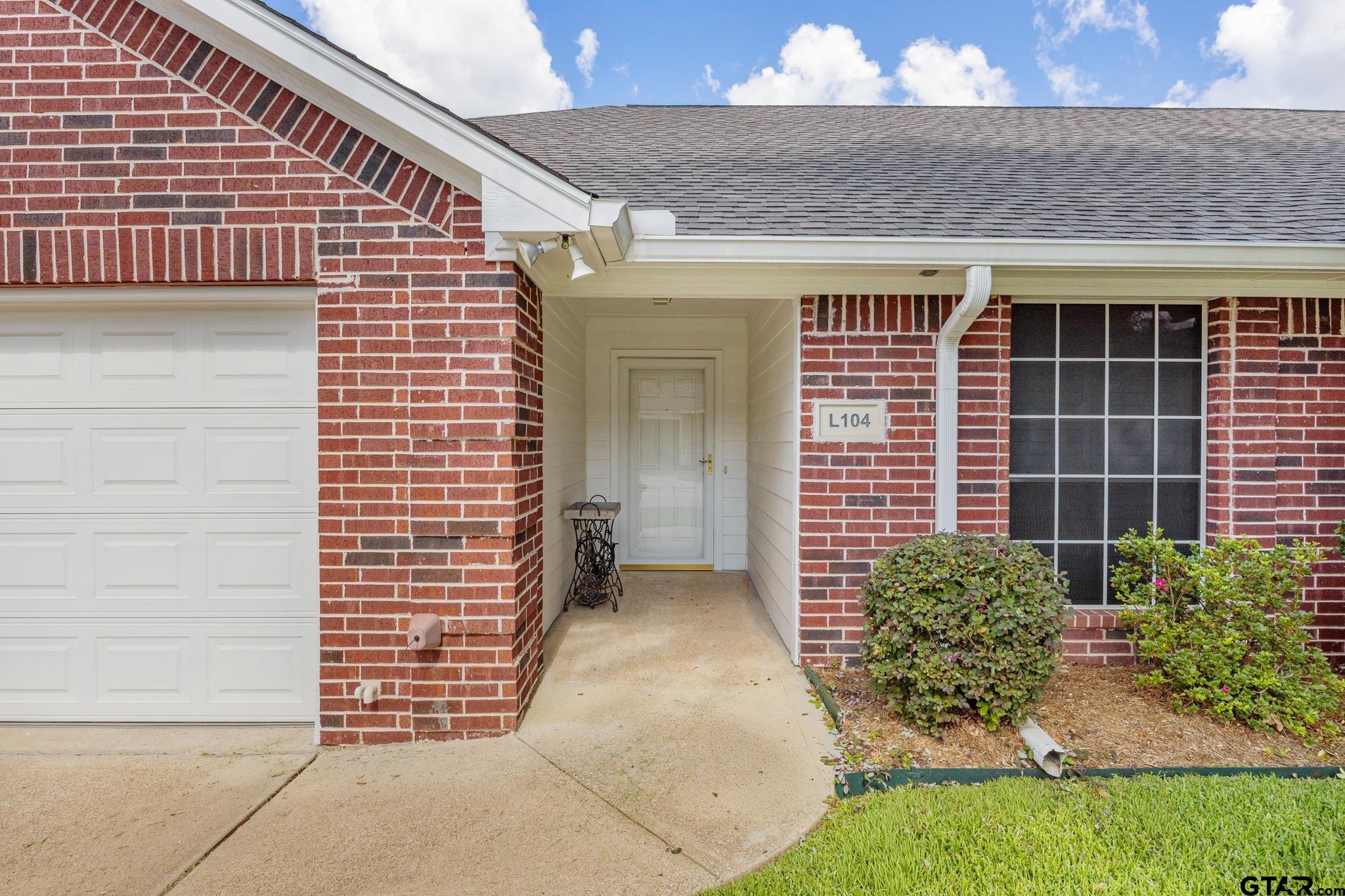 1521 Rice Road Tyler, TX 75703 - Photo 3 of 29