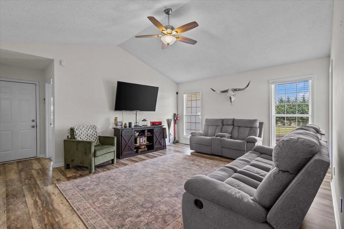 1330 Bishop Road Inman, SC 29349 - Photo 7 of 32