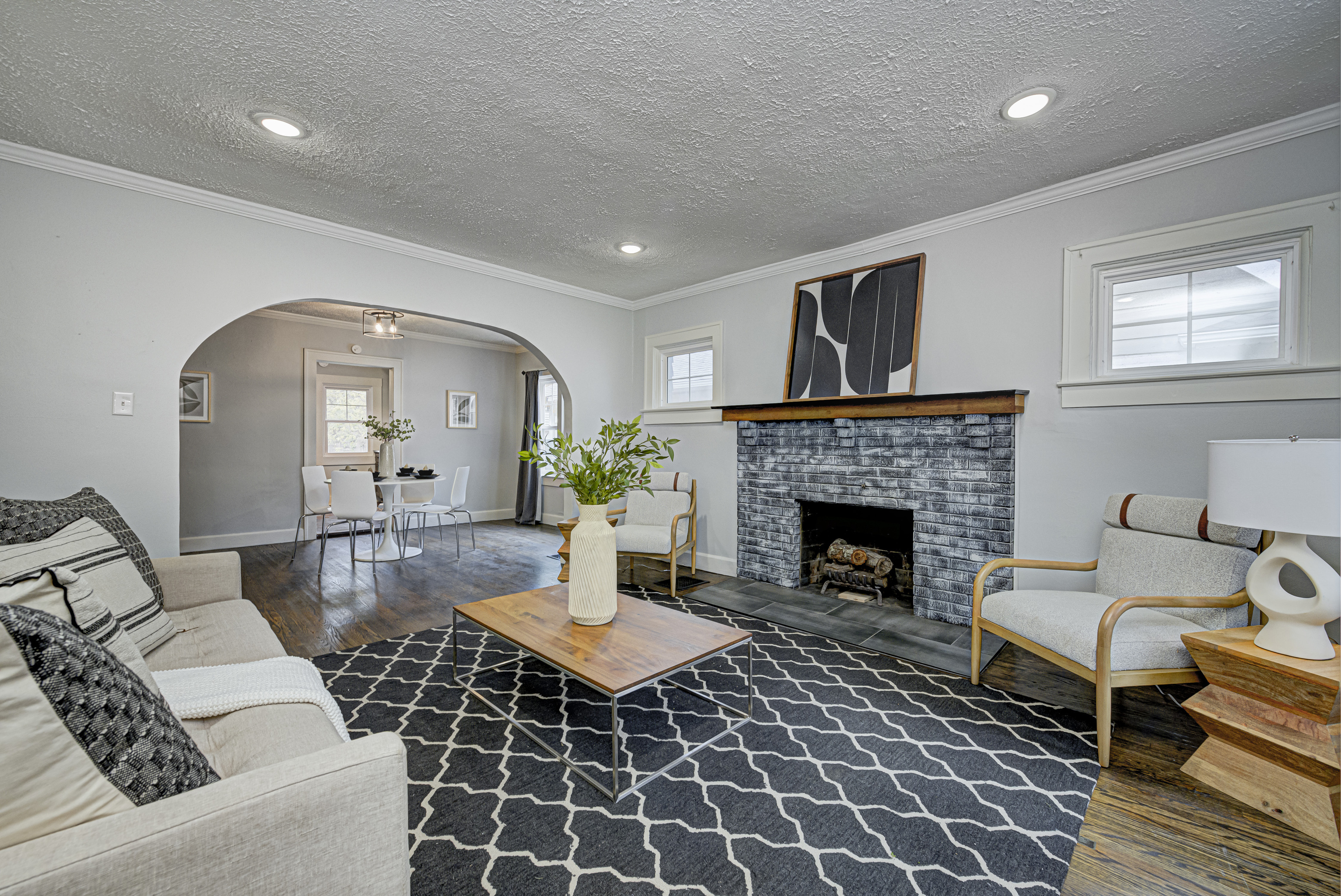 1644 Broad Ripple Avenue Indianapolis, IN 46220 - Photo 2 of 28 Gallery Image 2