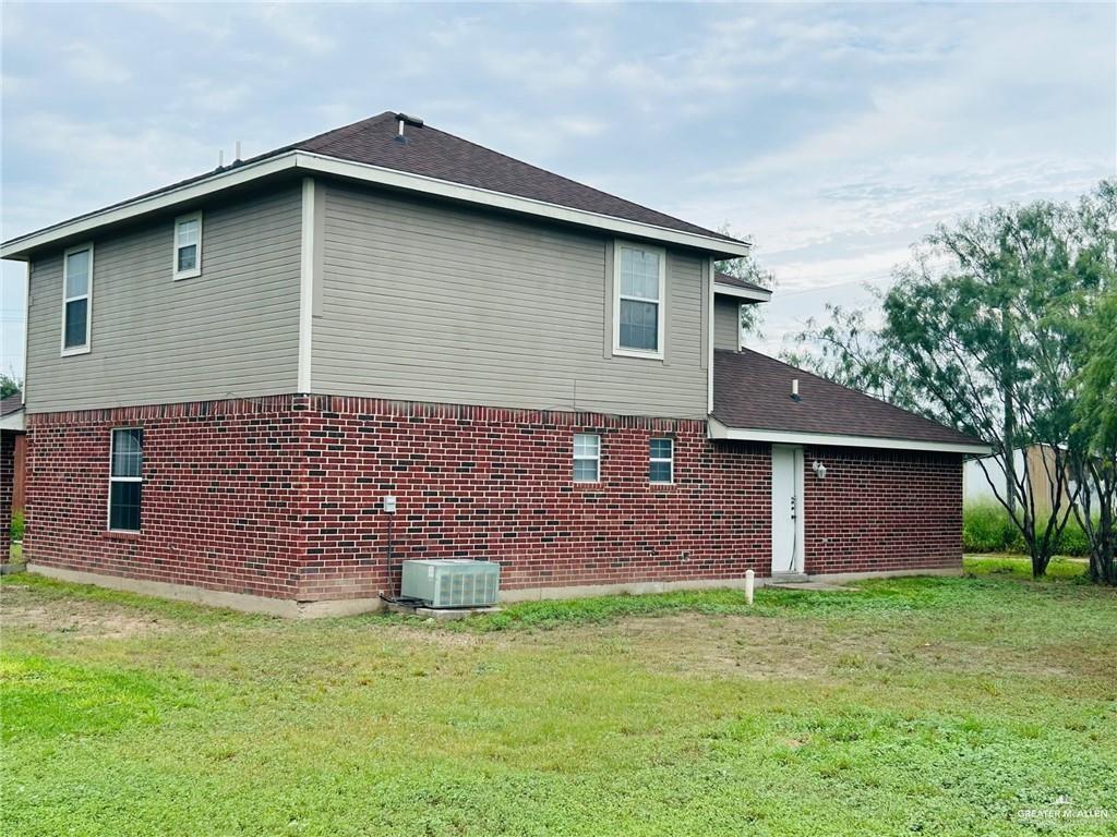 324 Estela Street Rio Grande City, TX 78582 - Photo 2 of 33