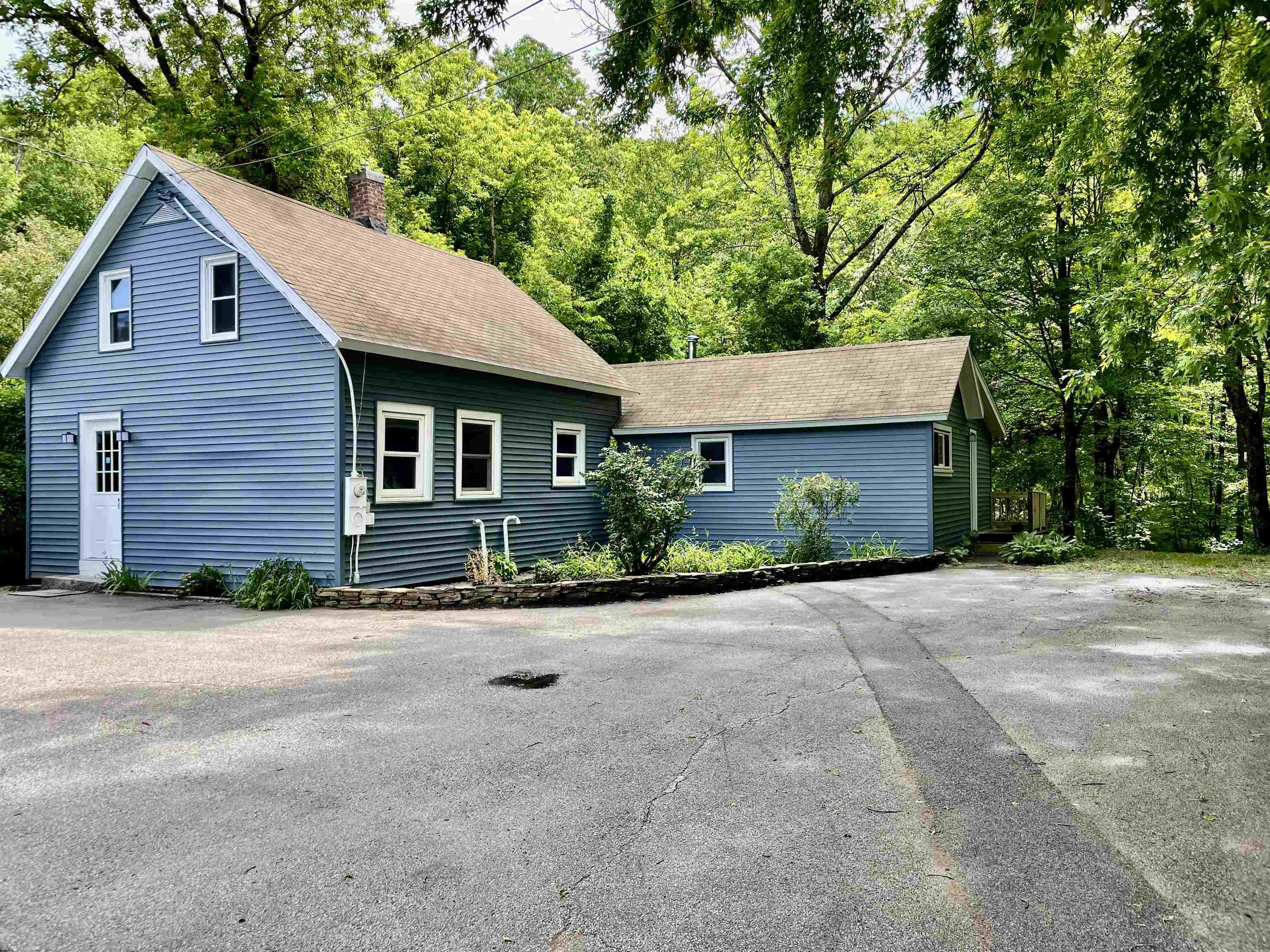 20 Merrimack Street Hooksett, NH 03106 - Photo 24 of 25 Gallery Image 24