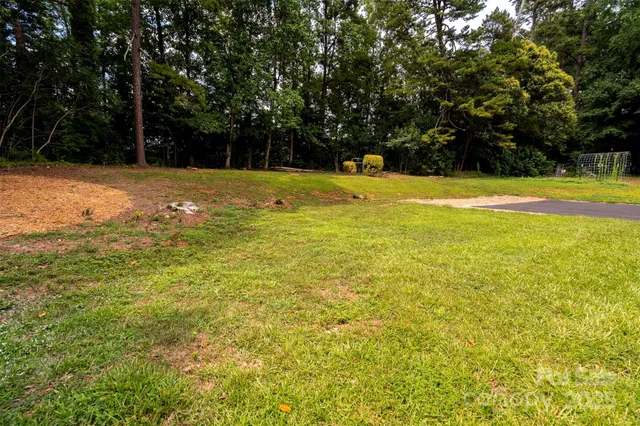 $310,000 | 6517 Elmwood Circle, Charlotte, NC 28214